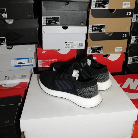 ADIDAS PUREBOOST WOMEN'S US SIZE 8 NEW WORE ONCE INDOOR NO BOX DUE IT'S DAMAGED - Picture 3 of 9